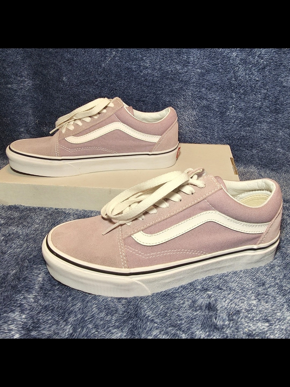 Vans Old Skool Sneakers in Dusty Pink and White
